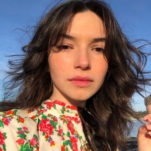 Meet your Posher, Cecilia